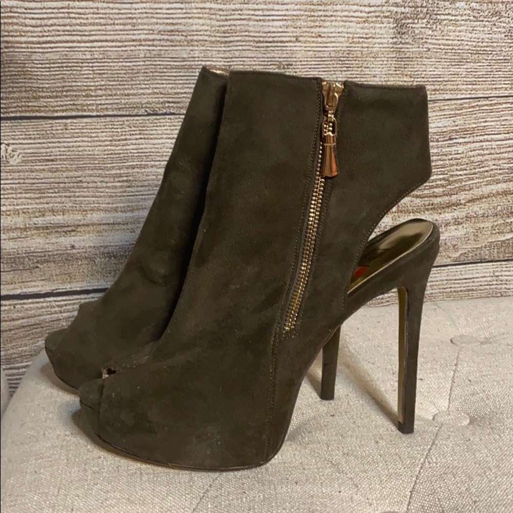 🔥Super Sexy Stiletto Booties🔥